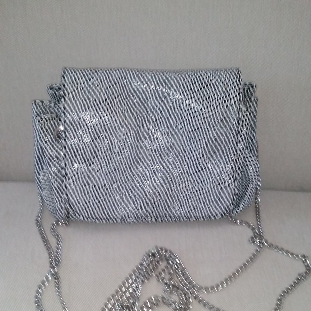 **HOST PICK*** BCBGeneration black and white crossbody bag EUC